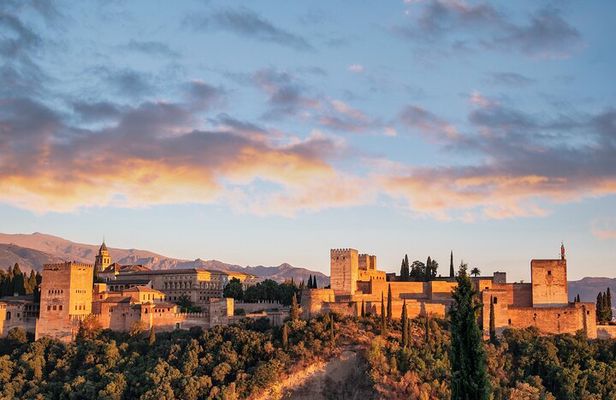 Alhambra Sunset Tour from Malaga