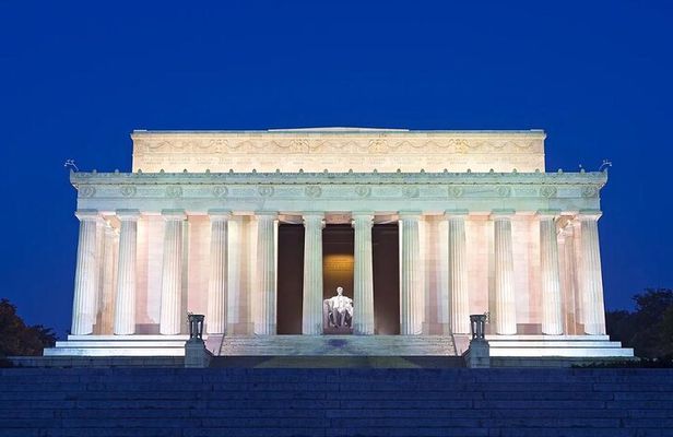Night Tour with Washington Monument, Air & Space, African Museum