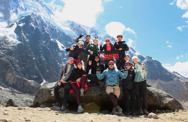 Salkantay Trek to Machu Picchu 5 Days / 4 Nights by Glamping