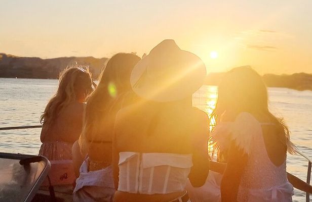 Major Tom Moso Sunset Sail and Cruise