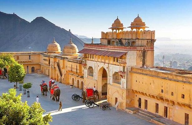 Private Jaipur Sightseeing Day Trip from Delhi