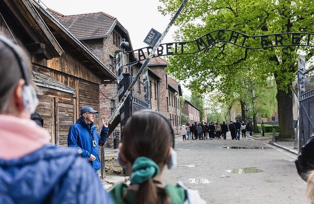 Krakow: Auschwitz Birkenau Guided Tour - Private Transportation 