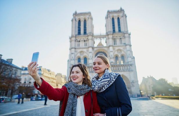 Notre Dame Private and Semi-Private Guided Tour