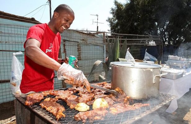 Zulu Food Cooking and Dining Experience with a local Chef