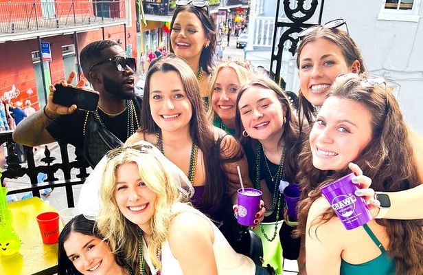 New Orleans Bourbon Street Bar Crawl w/ Shots & Souvenir Cup