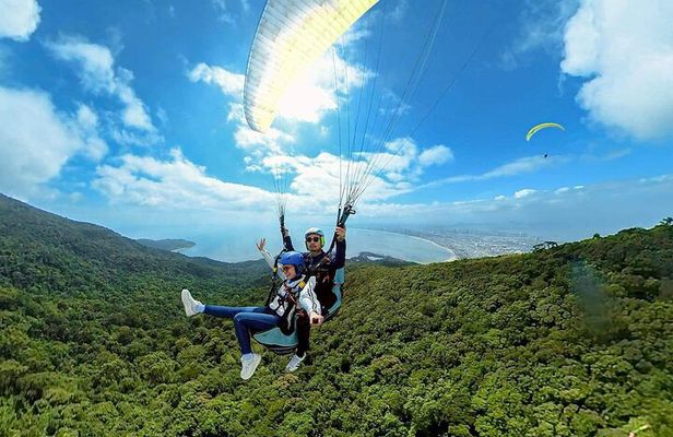 Freedom fly — Da Nang & Son Tra Mountain 2025 Summer Paragliding