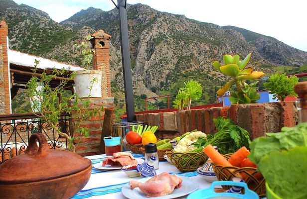 Chefchaouen Private Cooking Class with Mountain View