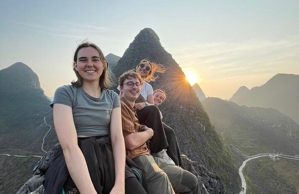 3 Days 2 Nights Ha Giang Loop Private Car Tour