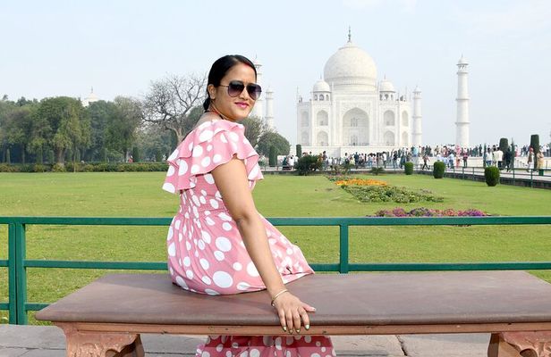 Private Taj Mahal Tour from Delhi by Car