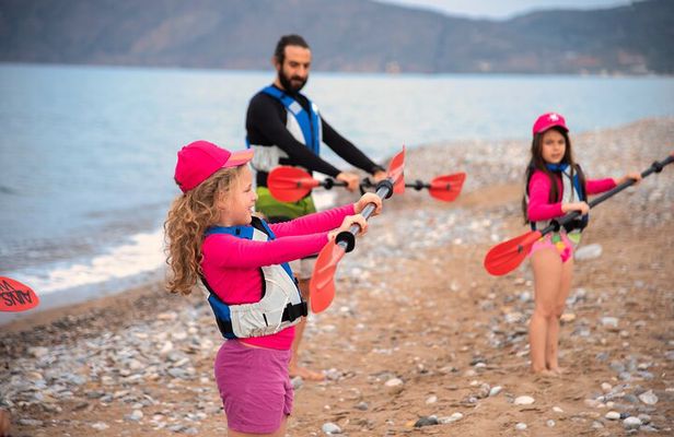 Sea Kayak Tour around Kissamos Bay for Families