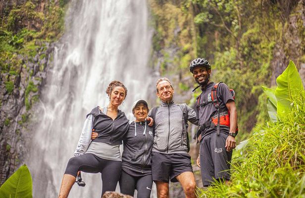 1 Day Private Materuni Village, Waterfalls