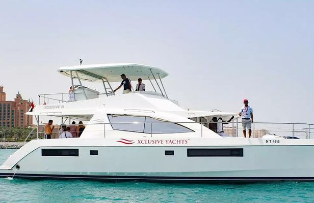 65ft Private Luxury Yacht Dubai Marina with Transfers Option