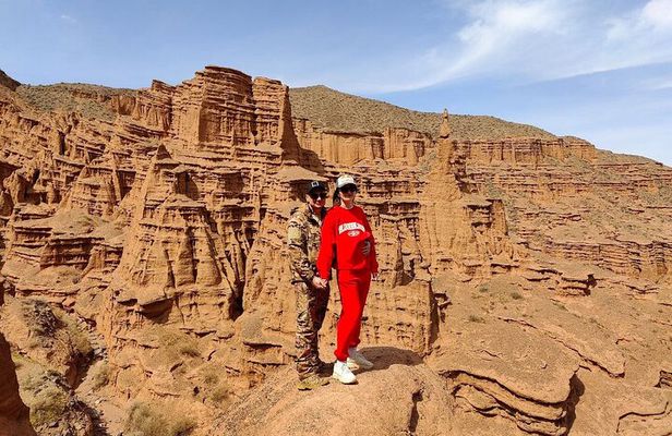 Tour Kegeti gorge , Burana Tower, canyons Kok Moynok, Issyk Kul
