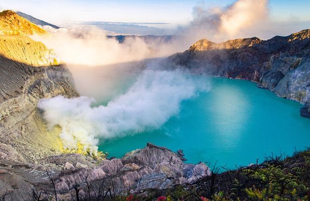 Day Hike Mount Ijen Mid Night Blue Fire Guided Tour