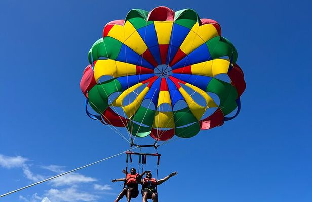 Jet Ski Parasailing And Margaritaville Tour In Montego Bay