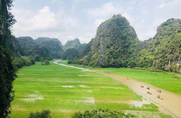 Private Guided Adventure in Ninh Binh Vietnam