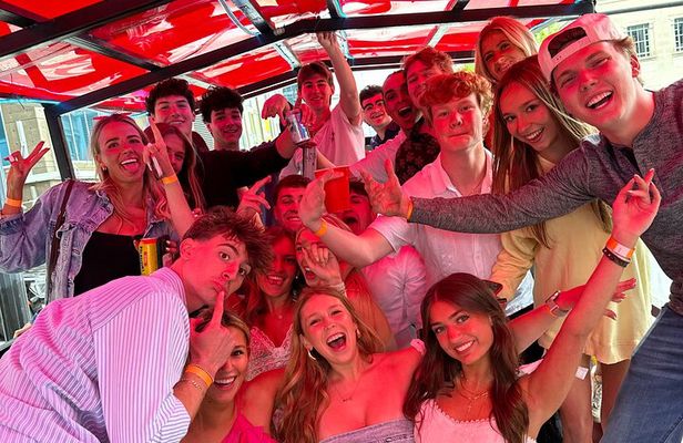 Party Bus Tour in Nashville