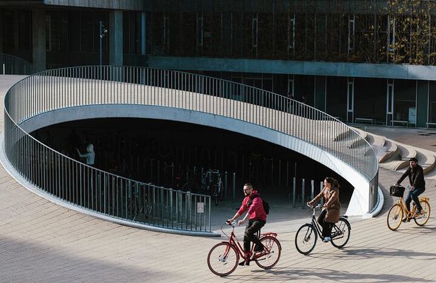 Copenhagen Architecture and Sustainability Tour with local Guide