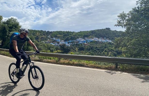 Guided Cycling - Blue Village Ronda - Moderate Level Difficulty