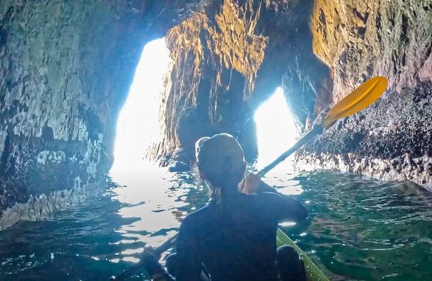 Kayaking Tour Crossing through Tunnel Cave in Hong Kong Geopark