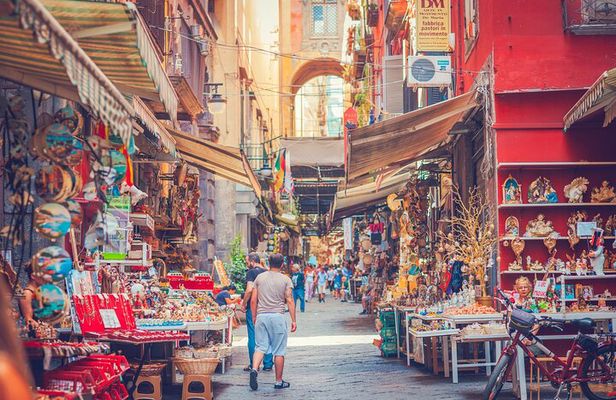 Naples Small Group Walking Tour: Unveiling Legends and History