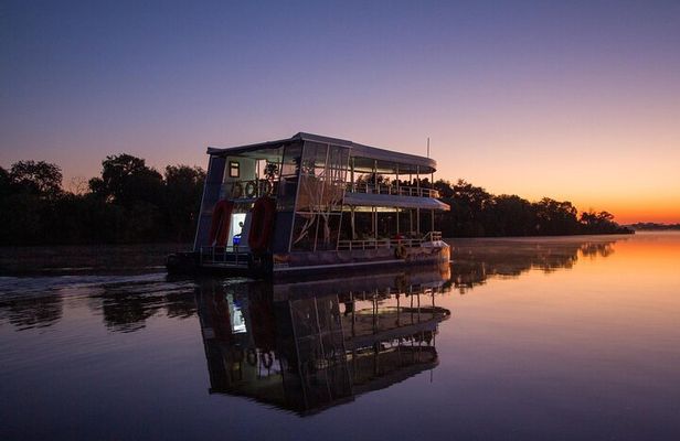 Luxury Zambezi Sunset Game Cruise