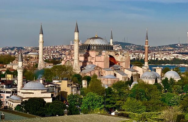 4 Hour Hagia Sophia, Basilica Cistern, Blue Mosque & Grand Bazaar