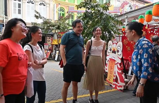 Chinatown Hidden Treasures Local Guided Walking Tour