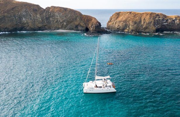 Catamaran Sailboat / Sunset & Snorkeling Tour from Guanacaste 