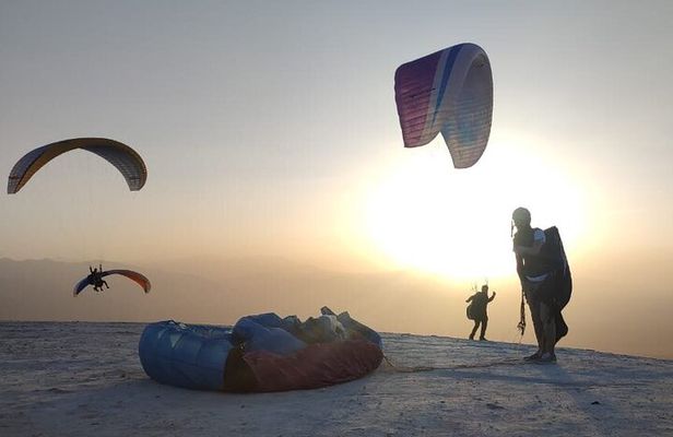 Paragliding Experiences in Marrakech ageurgour