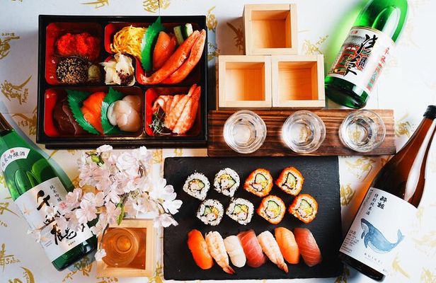 Sushi Making Osaka! Popular Sushi Class in Japan!