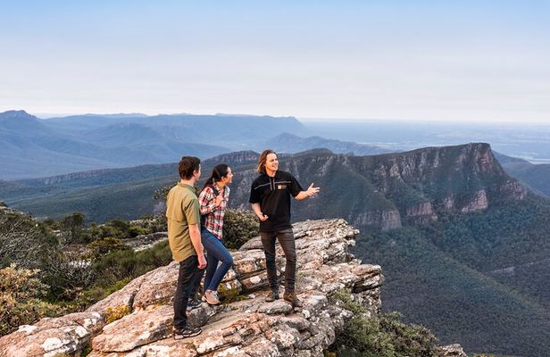Private Day Trip to Nature's Wonderland Grampians Grandeur