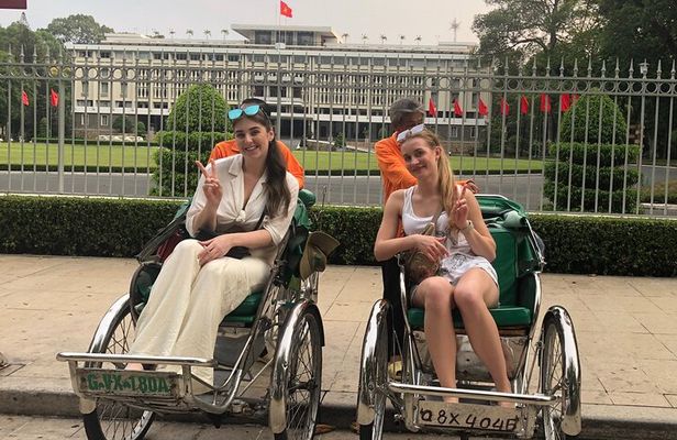 Ho Chi Minh City with Street Food Tour by Cyclo