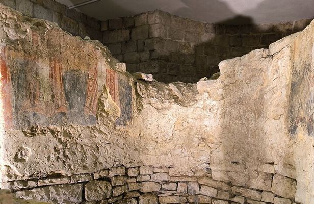 Bari Underground with archaeologist