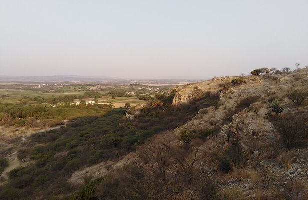 Practice your Spanish and let's go hiking!