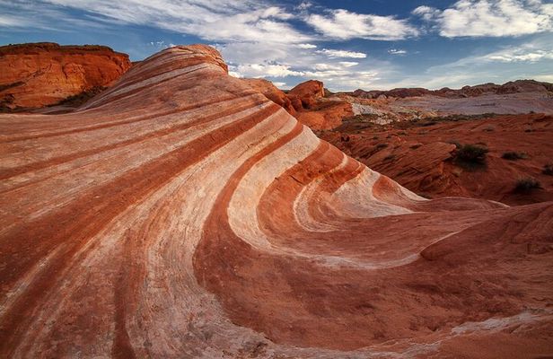Small Group Valley of Fire Half Day Hiking Tour from Las Vegas