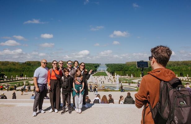 Versailles Domain Bike Tour with Palace Entry by Train from Paris