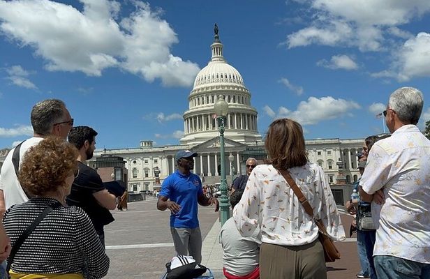 U.S. Capitol and Library of Congress Tour with Rotunda & Crypts