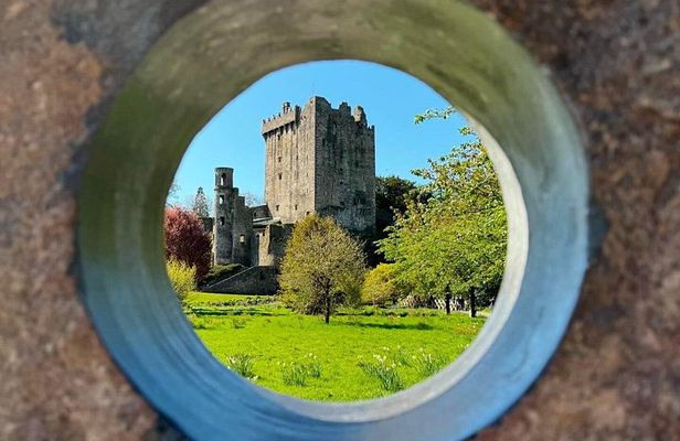 Private Tour Blarney Castle Kinsale & Cobh (Max 3 guests)