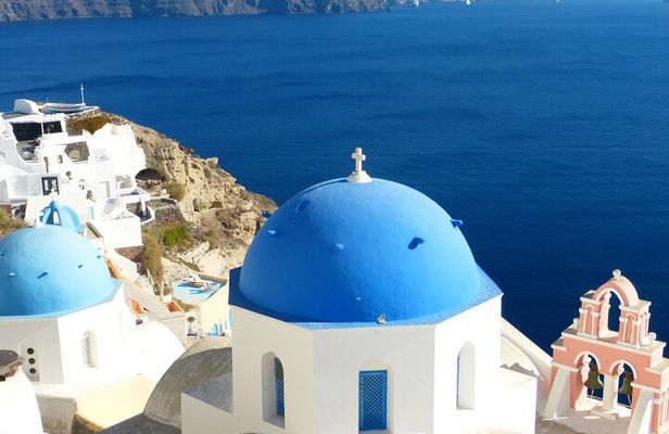 Private Half Day Guided Tour Visit to Santorini