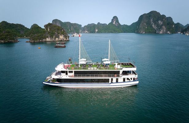 Arcady Premium Halong Bay Day Cruise from Hanoi Expressway