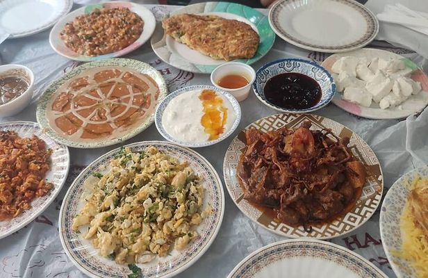 Traditional Bahrain Food Tasting Tour
