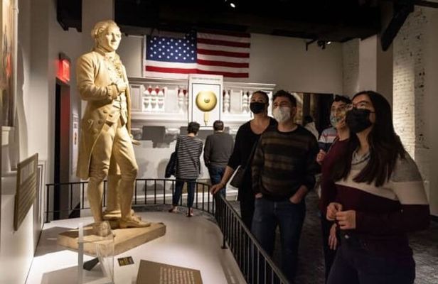 The Rise Museum and Best of Manhattan Tour