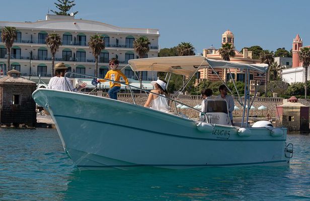 3-hour Boat Tour in Santa Maria di Leuca