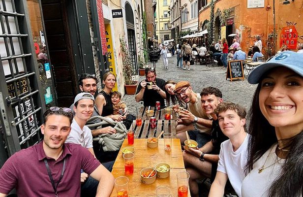 Rome: Trastevere Small Group Walking Food Tour