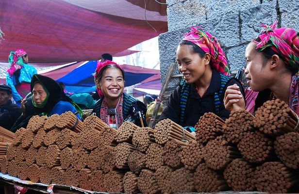 4 Days 3 Nights Ha Giang Karst Tour from Hanoi