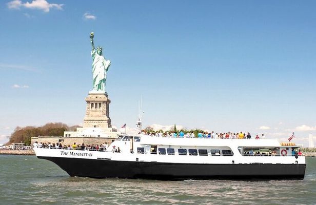Liberty Sightseeing Cruise and Manhattan Top Sights Walking Tour