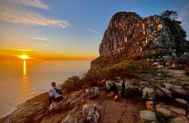 Lion's Head Sunrise / Sunset Hike