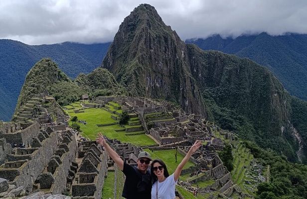 2-Day Sacred Valley & Machu Picchu - Small Group Train Tour