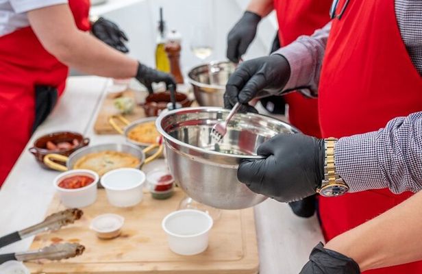 Cooking Class and Wine Tasting in Santorini
